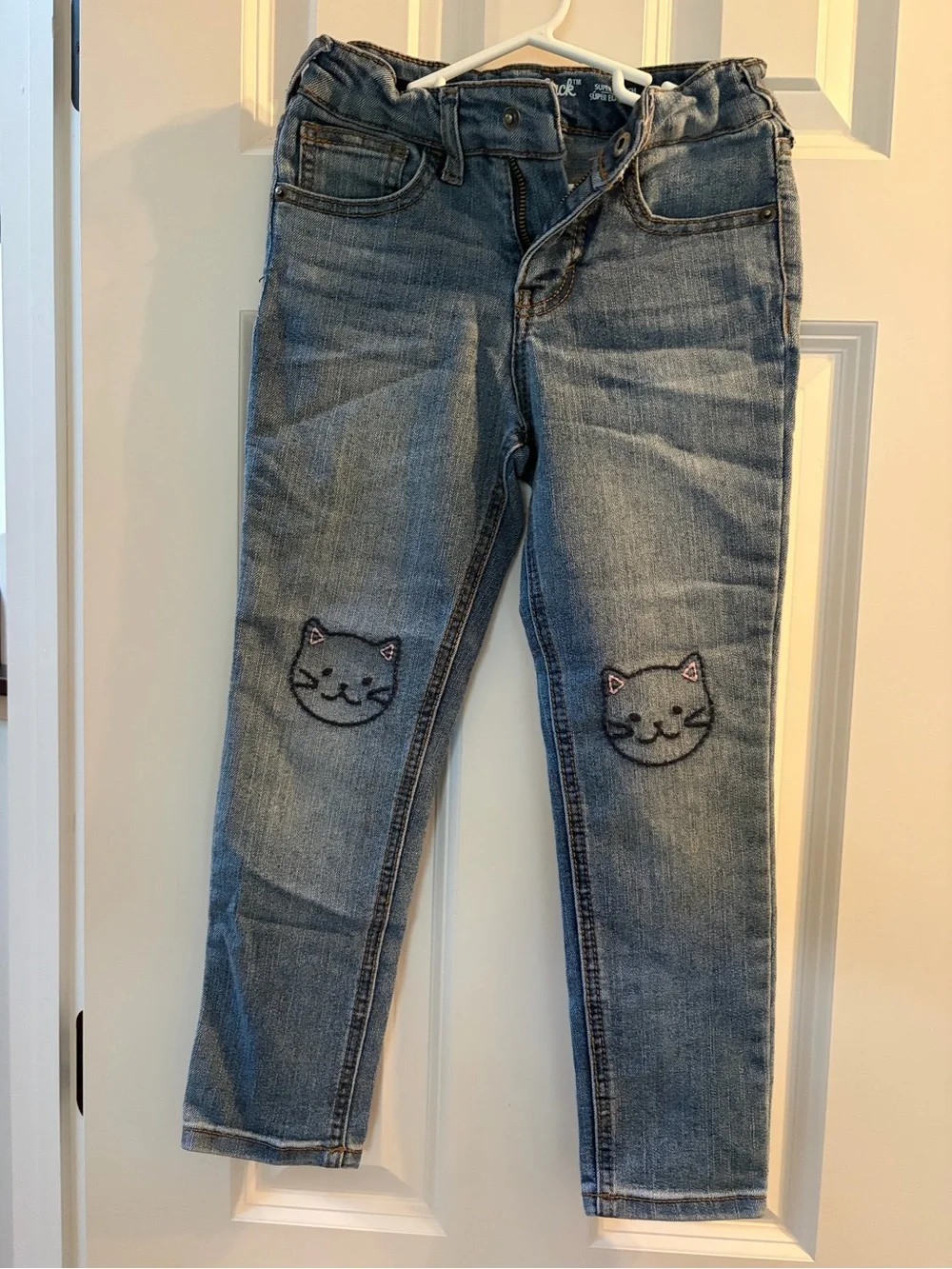 Cat & Jack Girls' Blue Denim Jeans with Cat Knee Patches 6